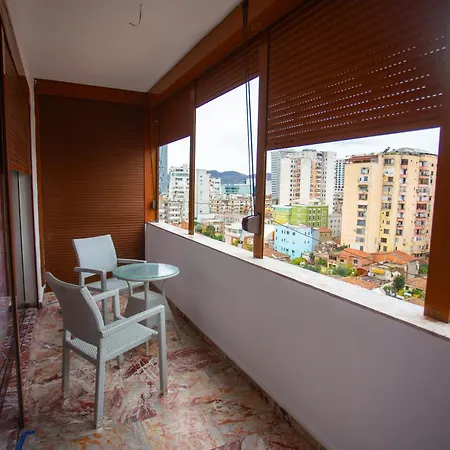 Apartamento Klevi Tirana